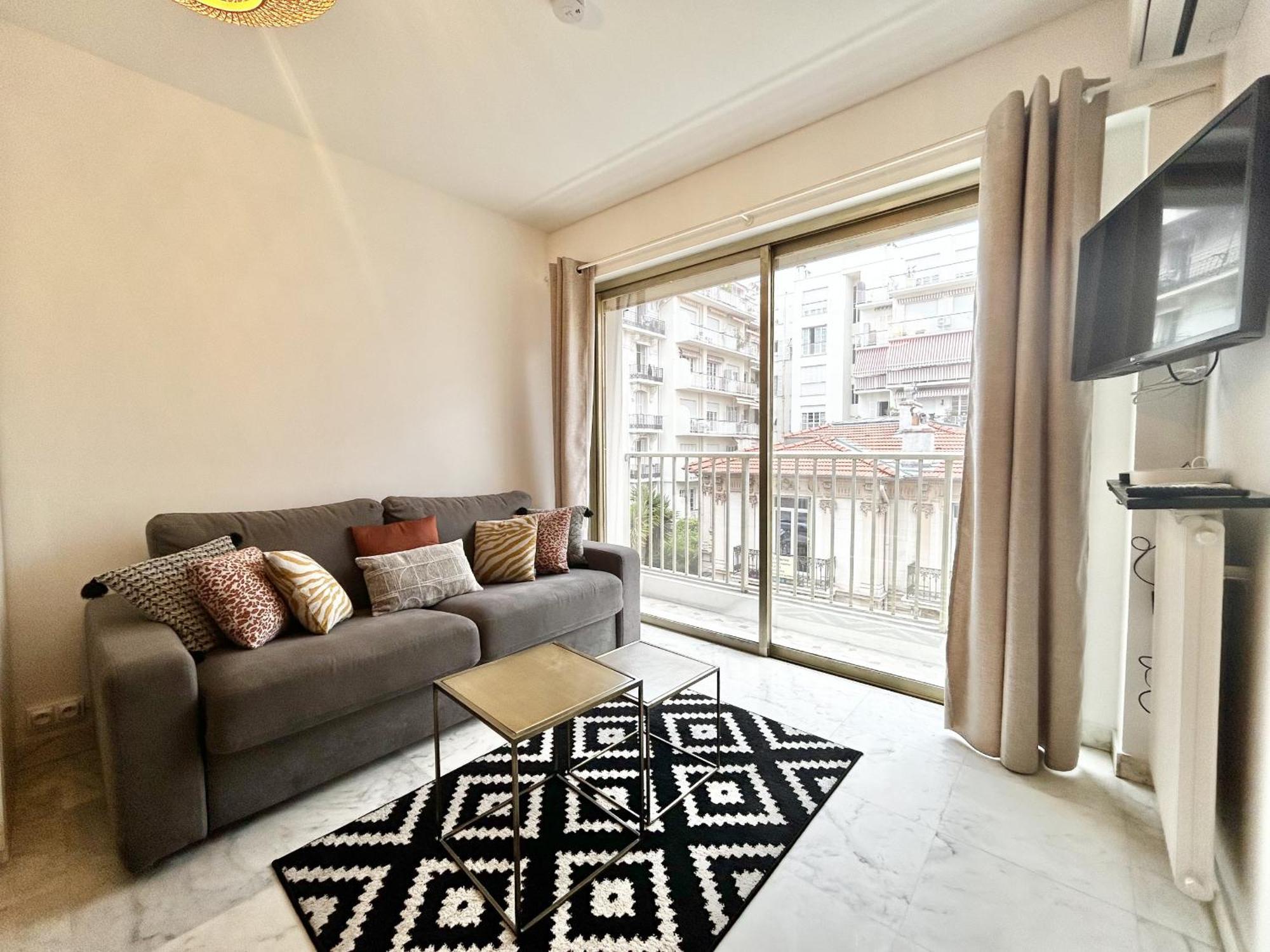 Aparthotel Riviera - Nice Carre D'Or - Large Studio Ac Terrasse - Tres Calme - Balcon Berlioz 2 Exterior foto