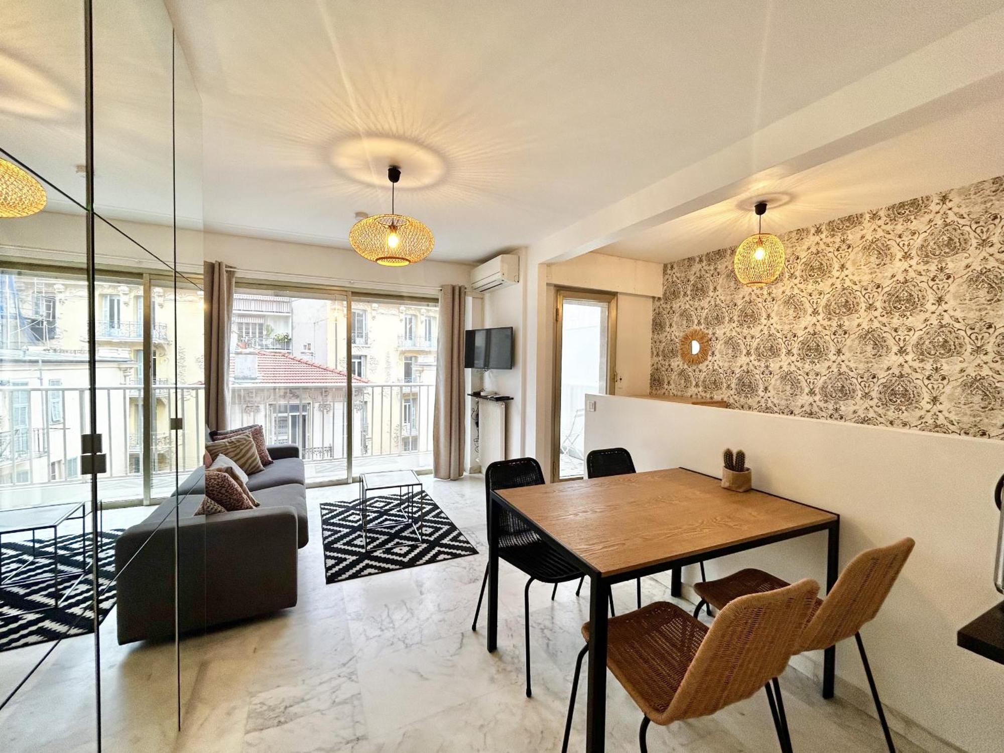 Aparthotel Riviera - Nice Carre D'Or - Large Studio Ac Terrasse - Tres Calme - Balcon Berlioz 2 Exterior foto